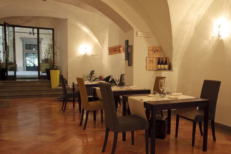 Le logge restaurant Hotel Tiferno Città di Castello, Umbria
