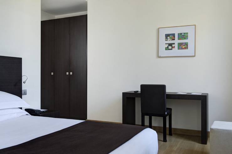 Superior double room Hotel Tiferno Città di Castello, Umbria Superior double room Hotel Tiferno Città di Castello, Umbria