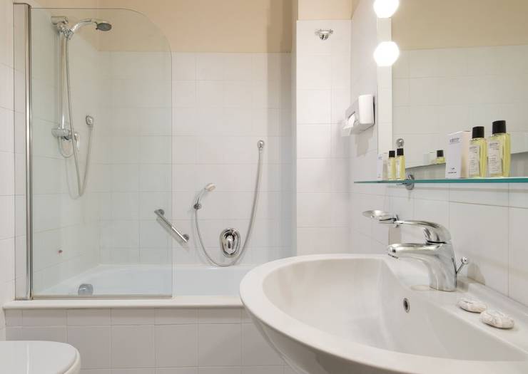 Standard double room for single use Hotel Tiferno Città di Castello, Umbria Standard double room for single use Hotel Tiferno Città di Castello, Umbria