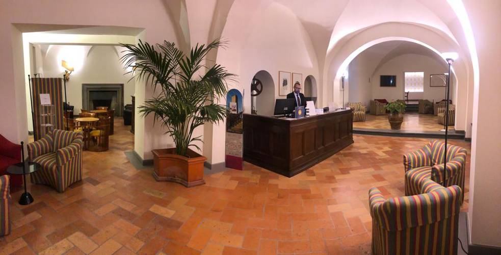 Ricezione Hotel Tiferno Città di Castello, Umbria